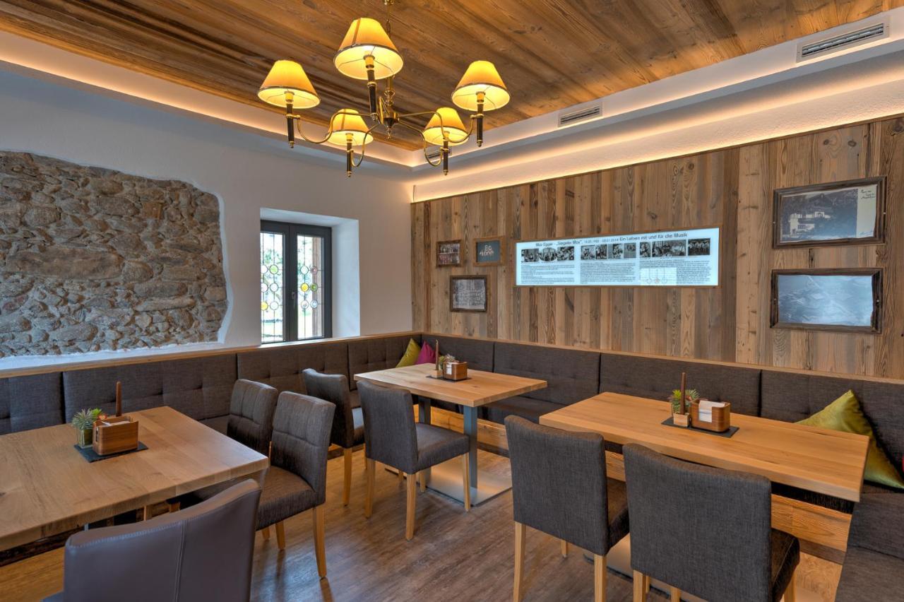 Der Siegeler B&B - This Lifestylehotel Rocks Mayrhofen Dış mekan fotoğraf