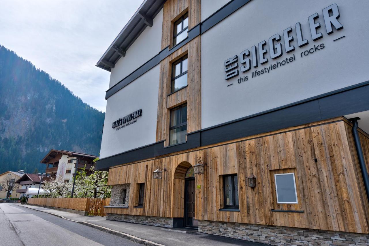 Der Siegeler B&B - This Lifestylehotel Rocks Mayrhofen Dış mekan fotoğraf