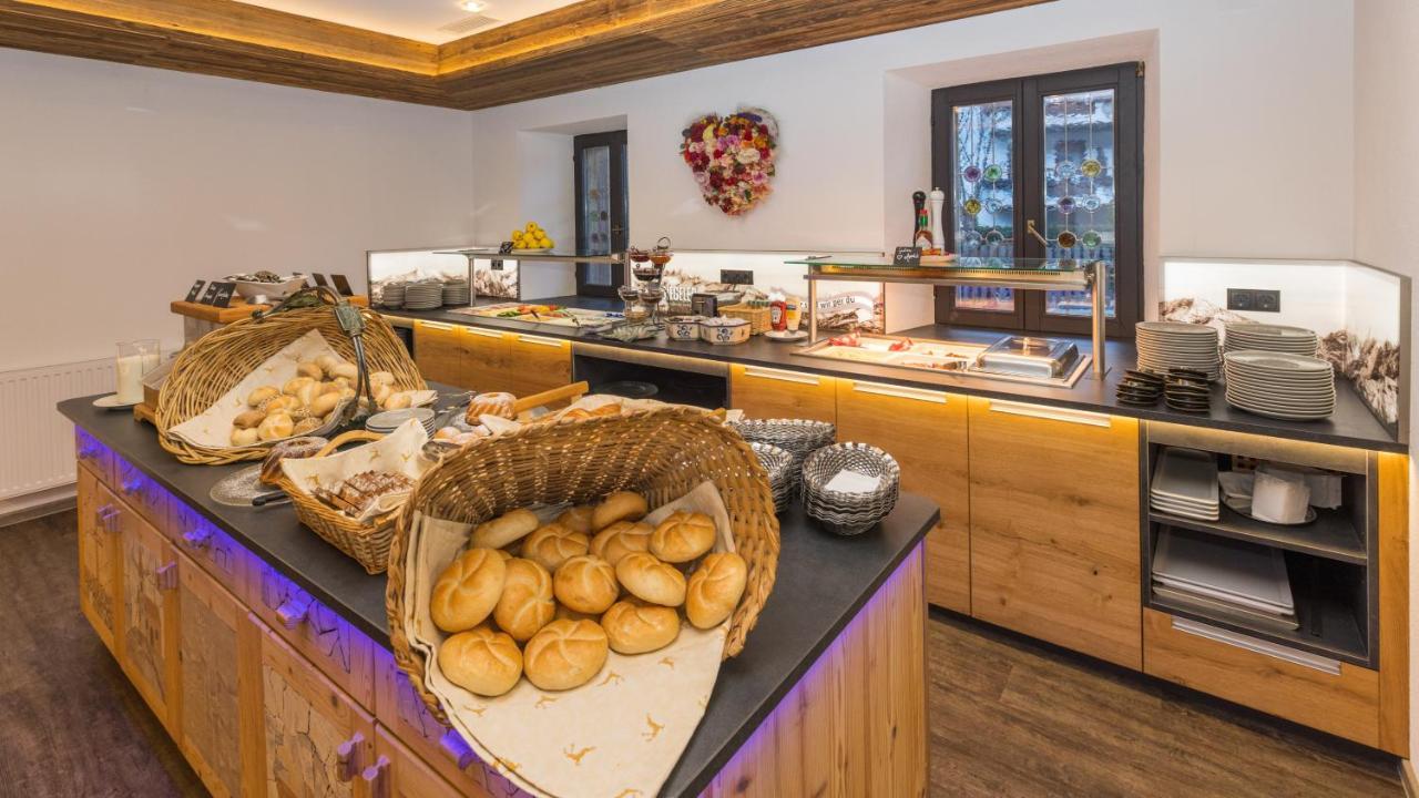 Der Siegeler B&B - This Lifestylehotel Rocks Mayrhofen Dış mekan fotoğraf