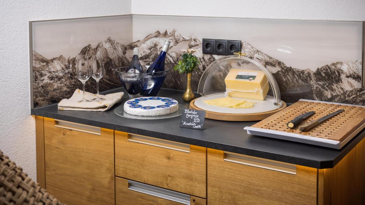 Der Siegeler B&B - This Lifestylehotel Rocks Mayrhofen Dış mekan fotoğraf